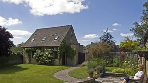 Cottage | Interior