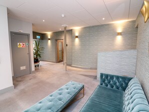 Cottage | Interior