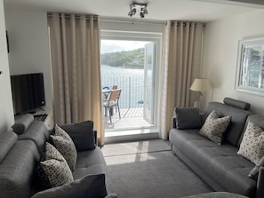 Cottage | Living area
