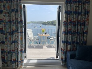 คอทเทจ | ภายใน