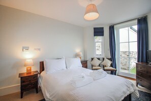 Cottage | 3 bedrooms, individually decorated, individually furnished, free WiFi - 3 Combehaven (Salcombe)