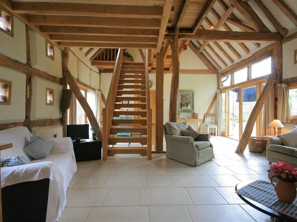 Cottage | Interior - Whites Farm Barn (Dymock)