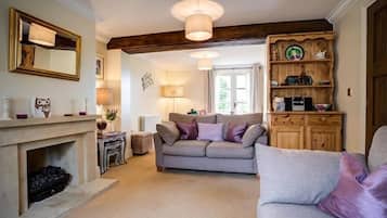 Cottage | Interior
