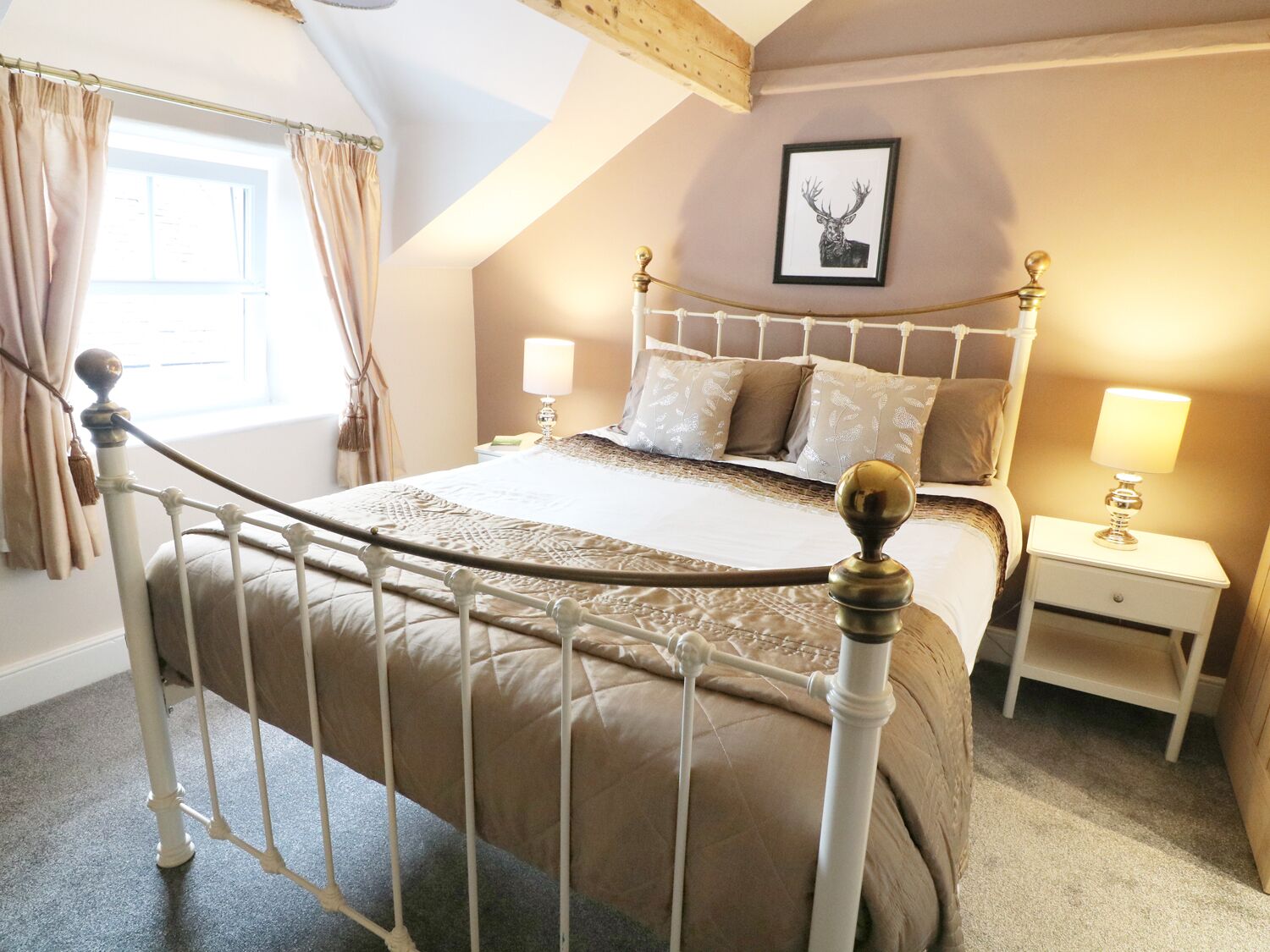 4 chambres, décoration personnalisée, ameublement personnalisé