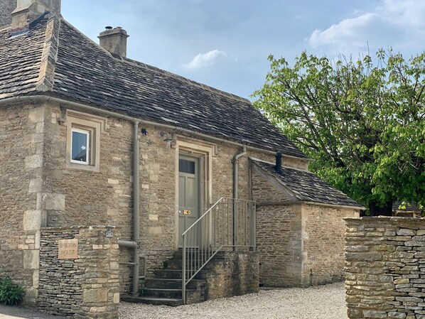 Interior - The Old Dairy (Burford)
