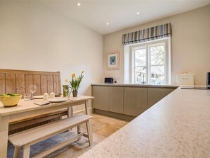 Interior - The Old Dairy (Burford)