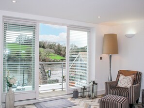 Cottage | Interior - Estuary View (Kingsbridge)