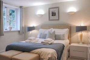 3 Schlafzimmer, individuell dekoriert, individuell eingerichtet