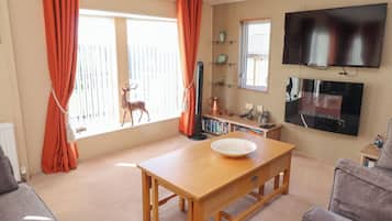 Cottage | Living area | TV, DVD player