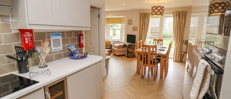 Cottage | Cuisine privée | Réfrigérateur, four, plaque de cuisson, lave-vaisselle
