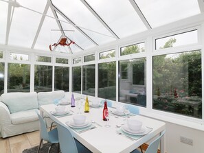 Cottage | Dining - Jacks Mews (Tintagel)