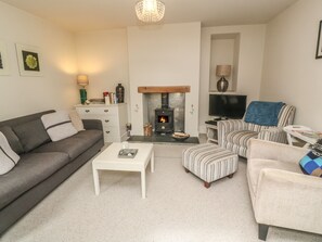 Cottage | Living room | TV - Astrantia Cottage (Lostwithiel)
