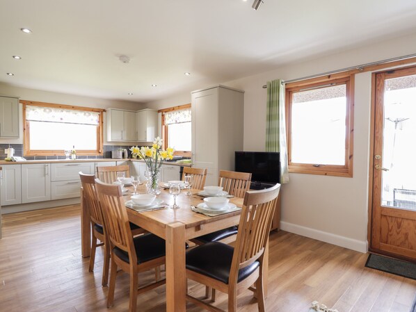 Cottage | Interior