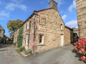 Exterior - Hillcrest (Buxton)