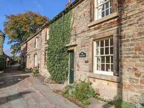 Cottage | Interior - Hillcrest (Buxton)