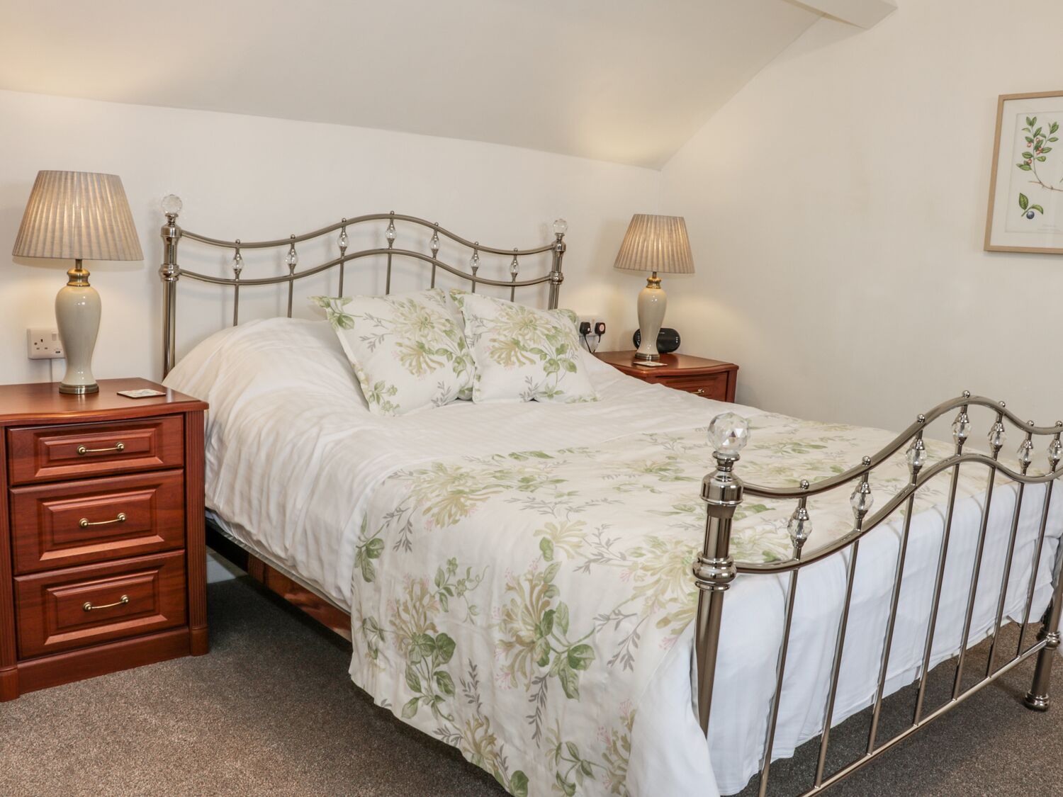 Cottage | 1 bedroom, individually decorated, individually furnished