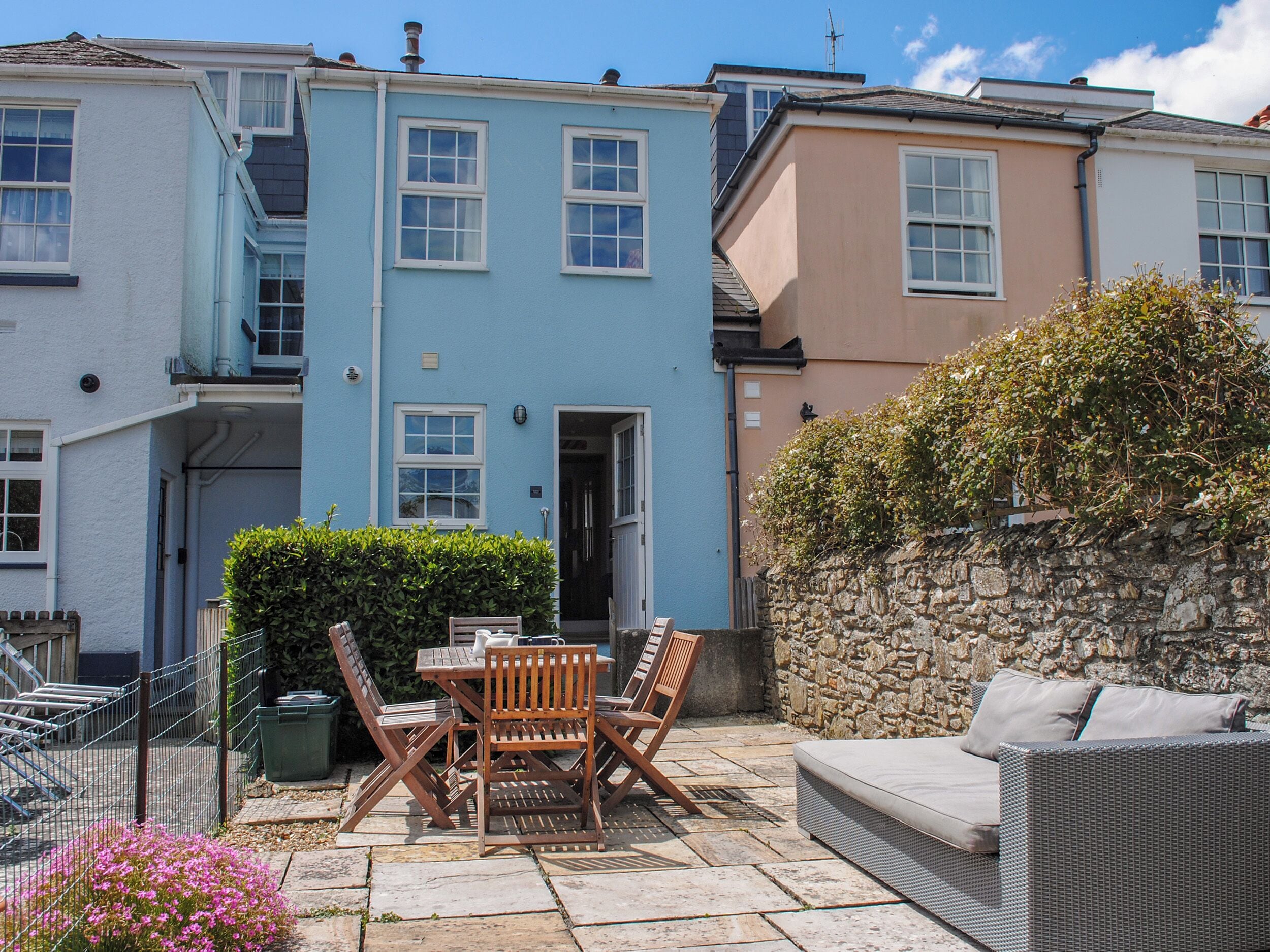 Cottage | Outdoor dining