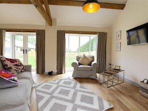 Cottage | Interior