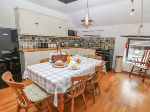 Cottage | Interior - The Old Workshop (Hope Valley)