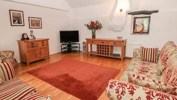 Cottage | Interior
