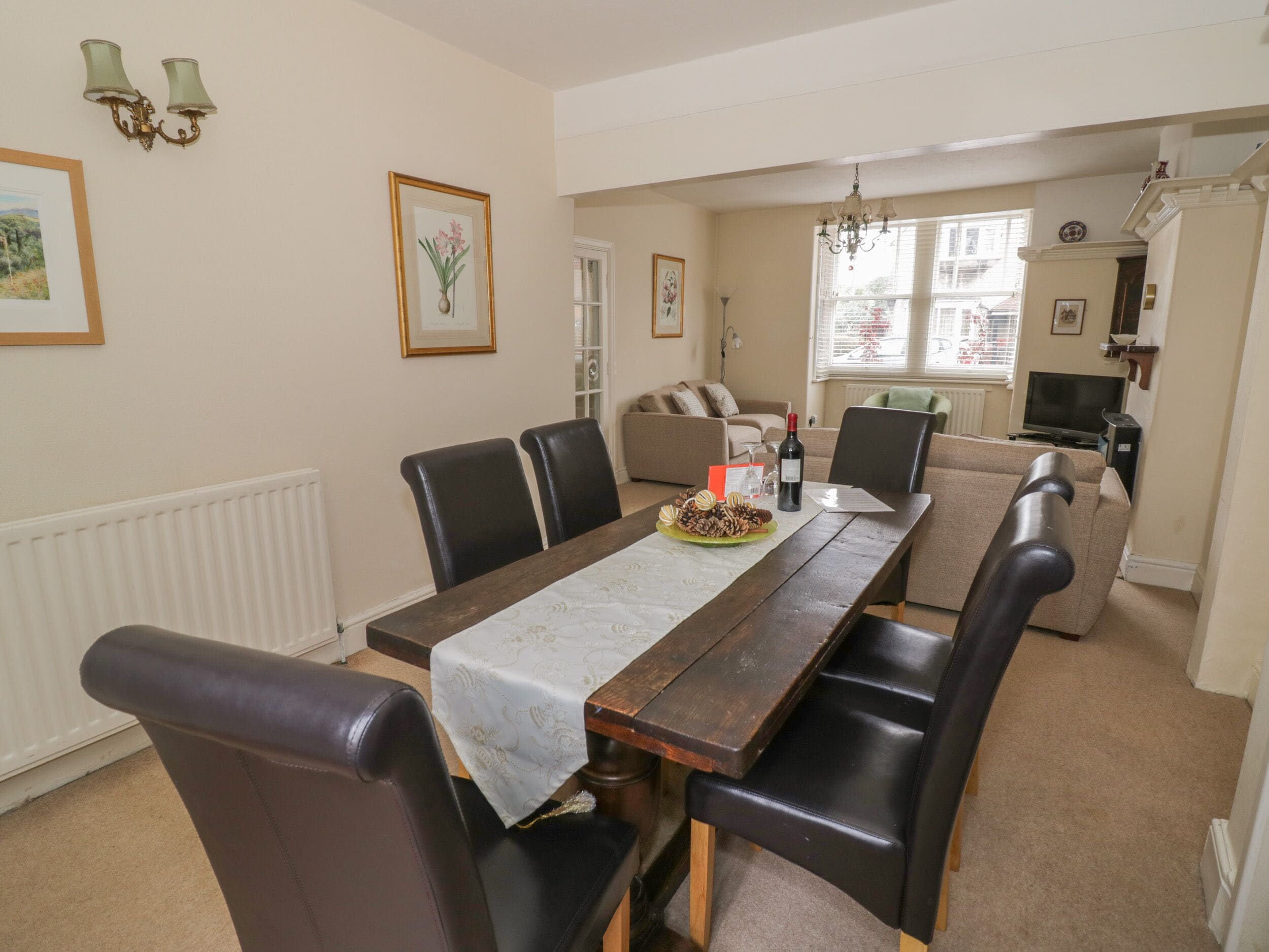 Cottage | Interior