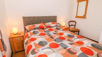 Cottage | 3 bedrooms, individually decorated, individually furnished, free WiFi