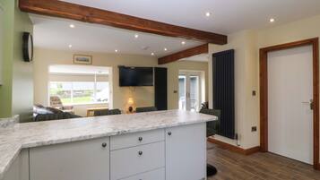 Cottage | Interior