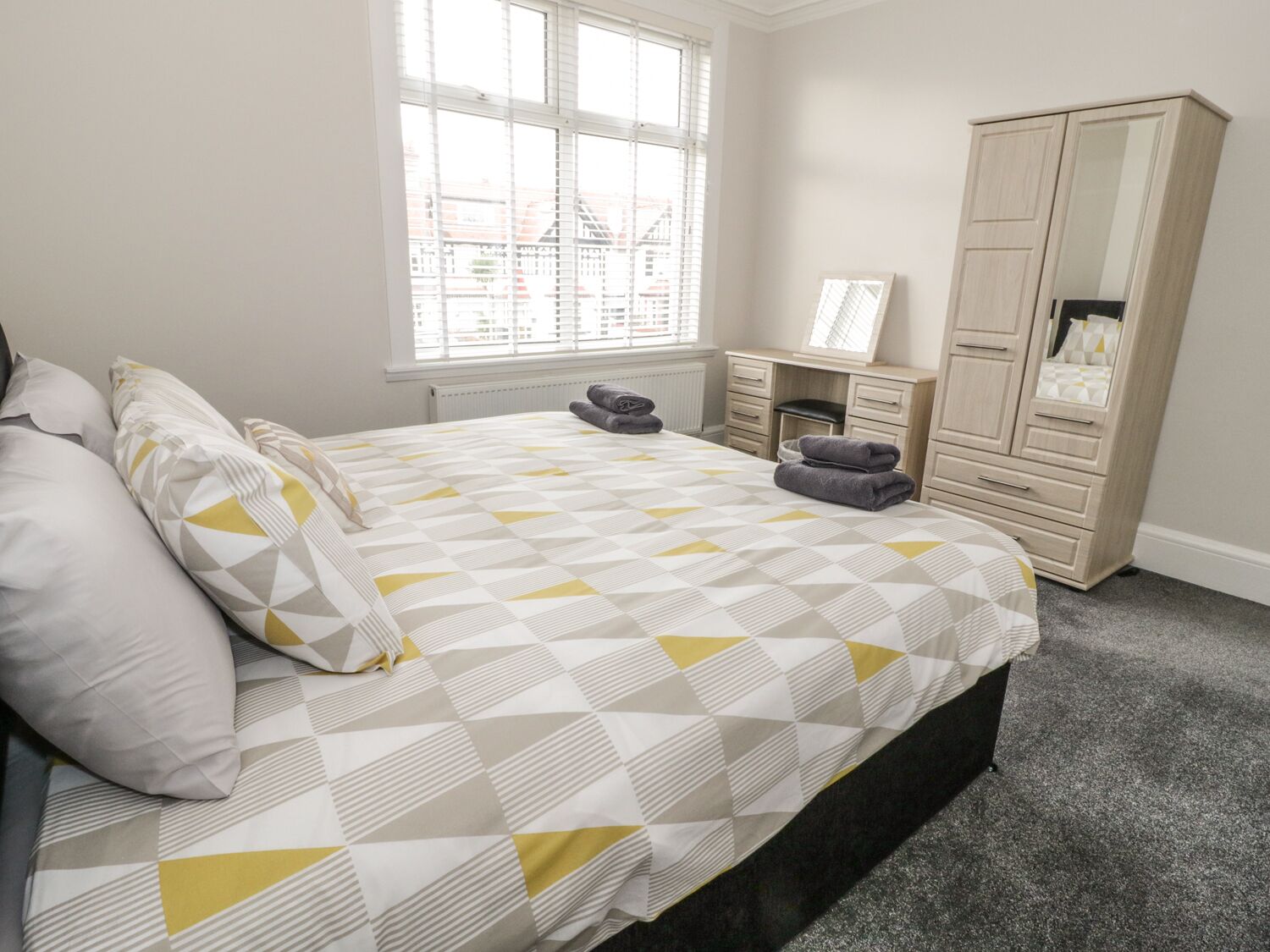 7 bedrooms, individually decorated, individually furnished, free WiFi