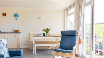 Cottage | Living area