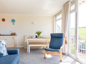 Cottage | Living area