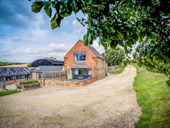 Cottage | Exterior - Top Barn (Shipston on Stour)