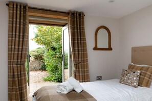 Cottage | 2 bedrooms, individually decorated, individually furnished, free WiFi - Cola's Tonne (Kingsbridge)