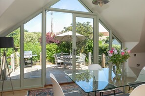 Cottage | Interior - Cola's Tonne (Kingsbridge)