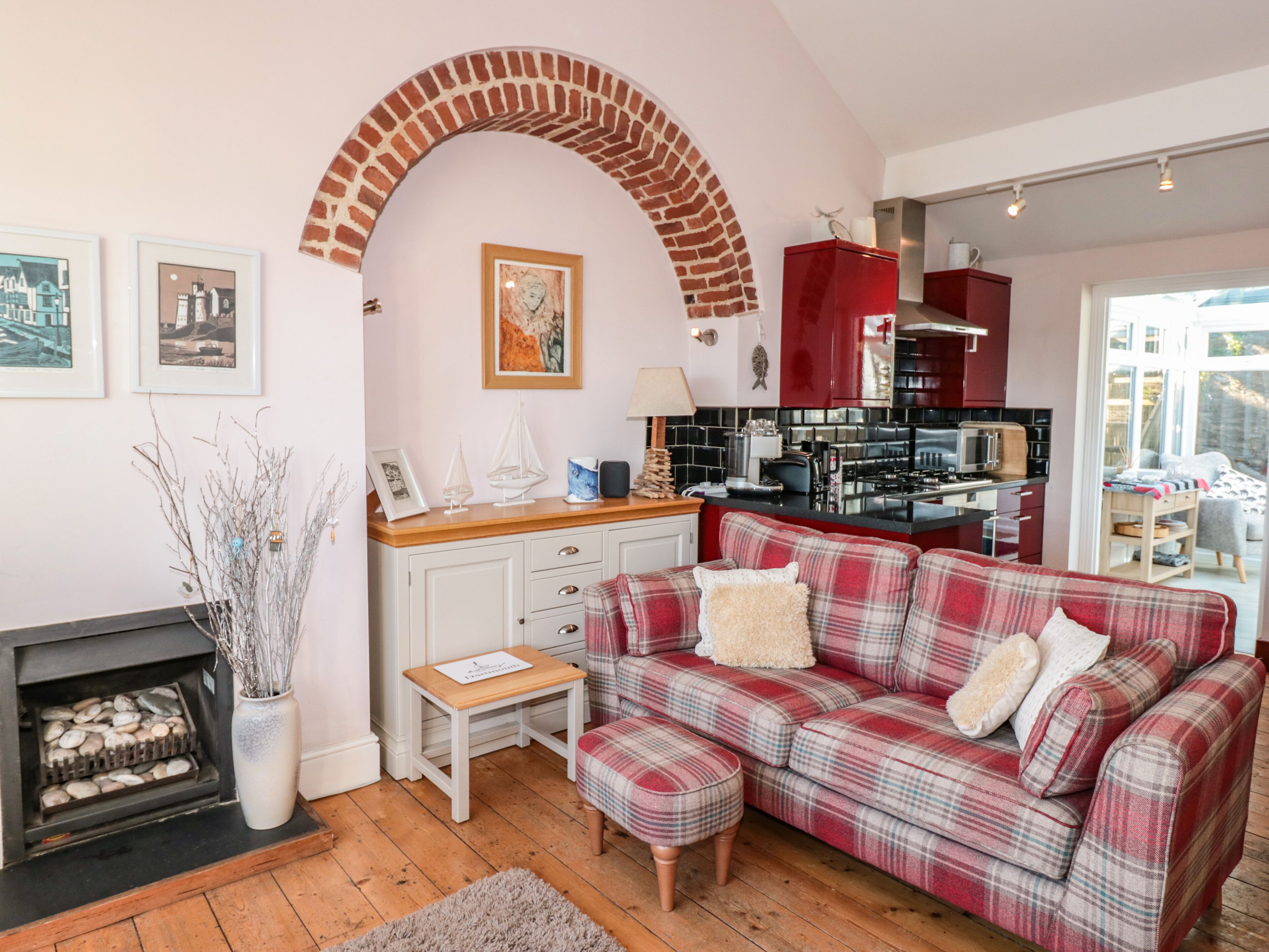 Cottage | Interior
