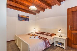 2 Schlafzimmer, Zimmersafe, Bügeleisen/Bügelbrett, Reisekinderbett