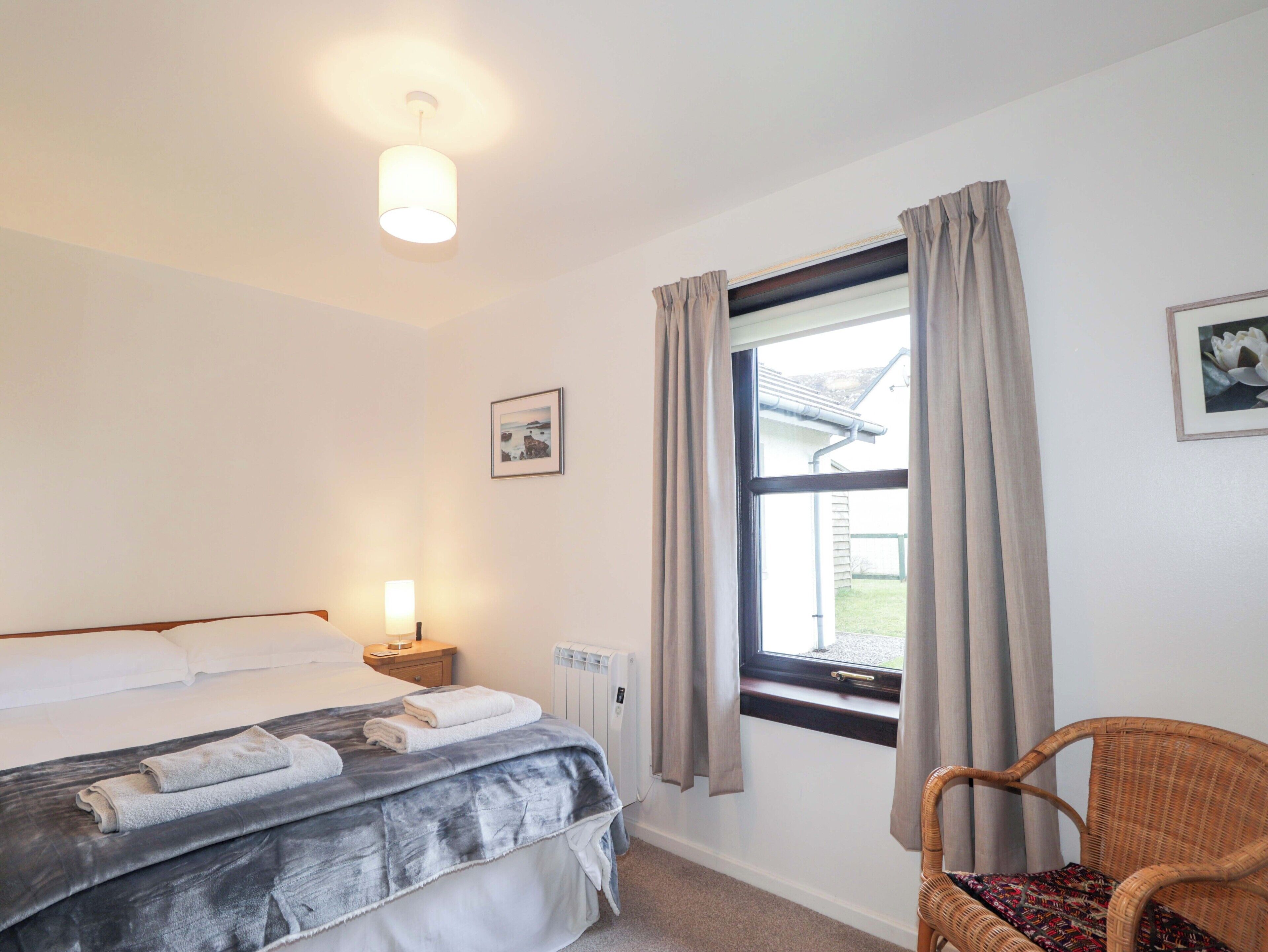 Cottage | 2 bedrooms, individually decorated, individually furnished, free WiFi