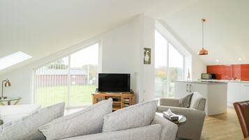 Cottage | Living room | TV, DVD player