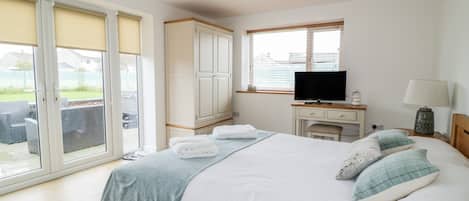 2 habitaciones, decoración personalizada y muebles diferentes