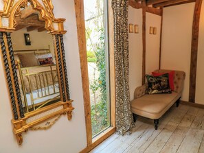 Interior - The Linhay (Faringdon)