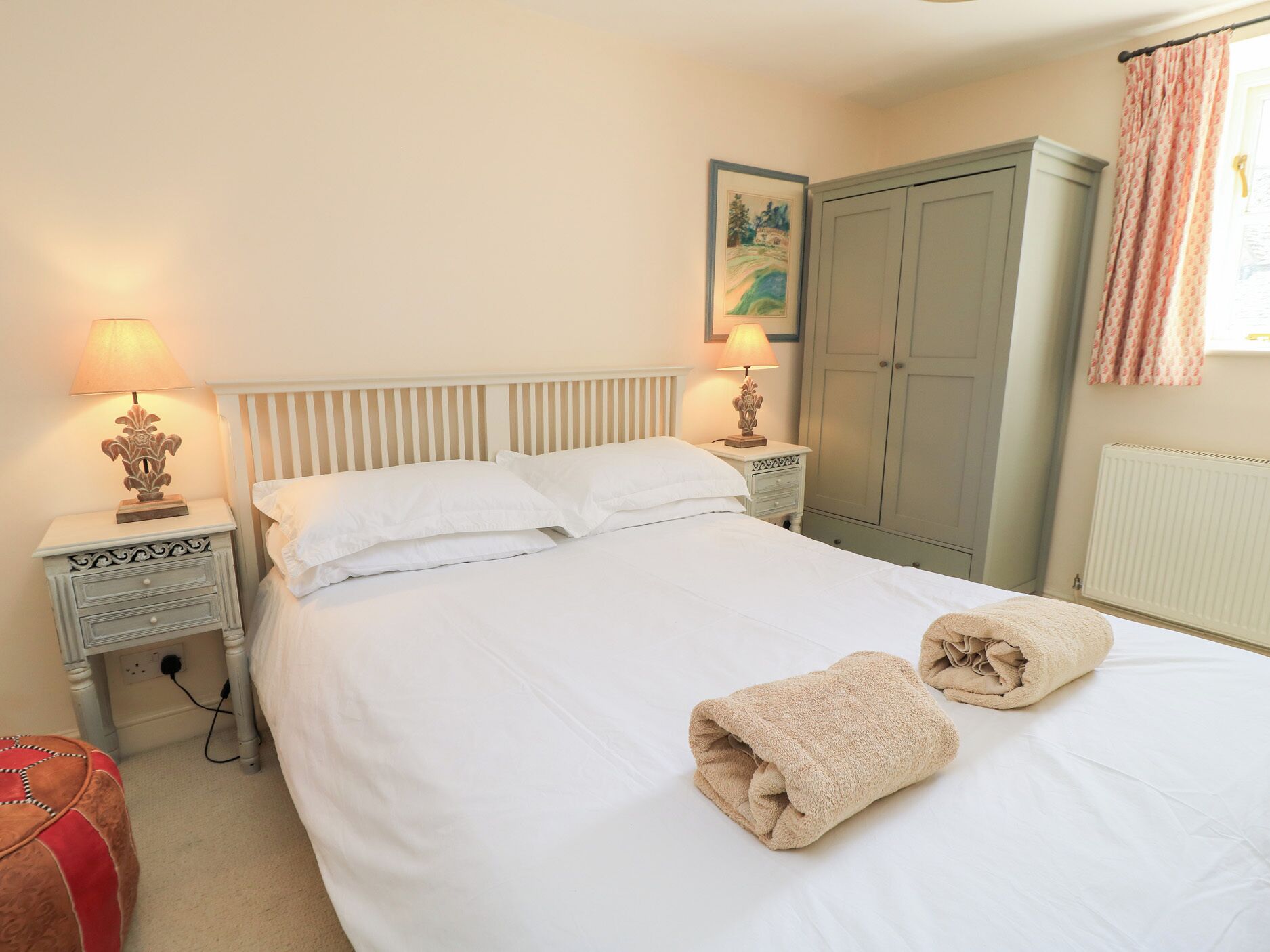 2 slaapkamers, individueel gedecoreerd, individueel gemeubileerd