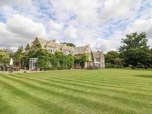Exterior - Home Farm (Witney)
