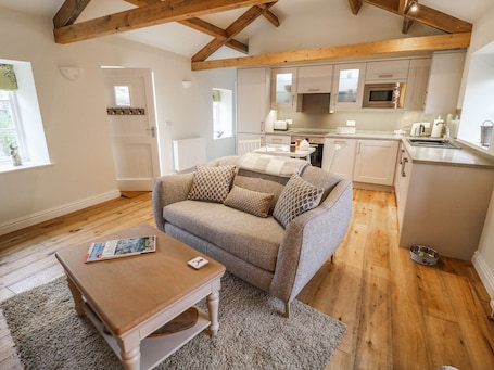 Cottage | Living area