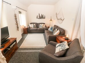 Cottage | Living room | TV