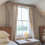 7 Glenthorne House