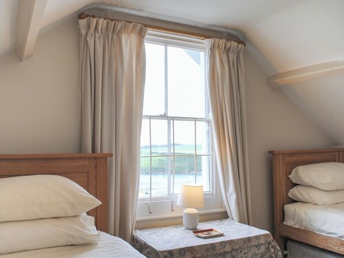 7 Glenthorne House