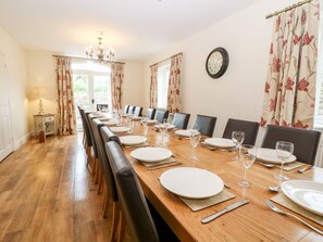 Dining - South Hill Farmhouse (Cheltenham)