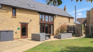 Cottage | Terrace/patio
