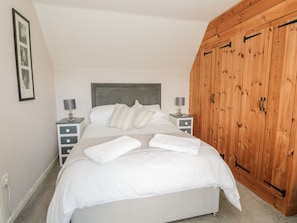 Cottage | Interior