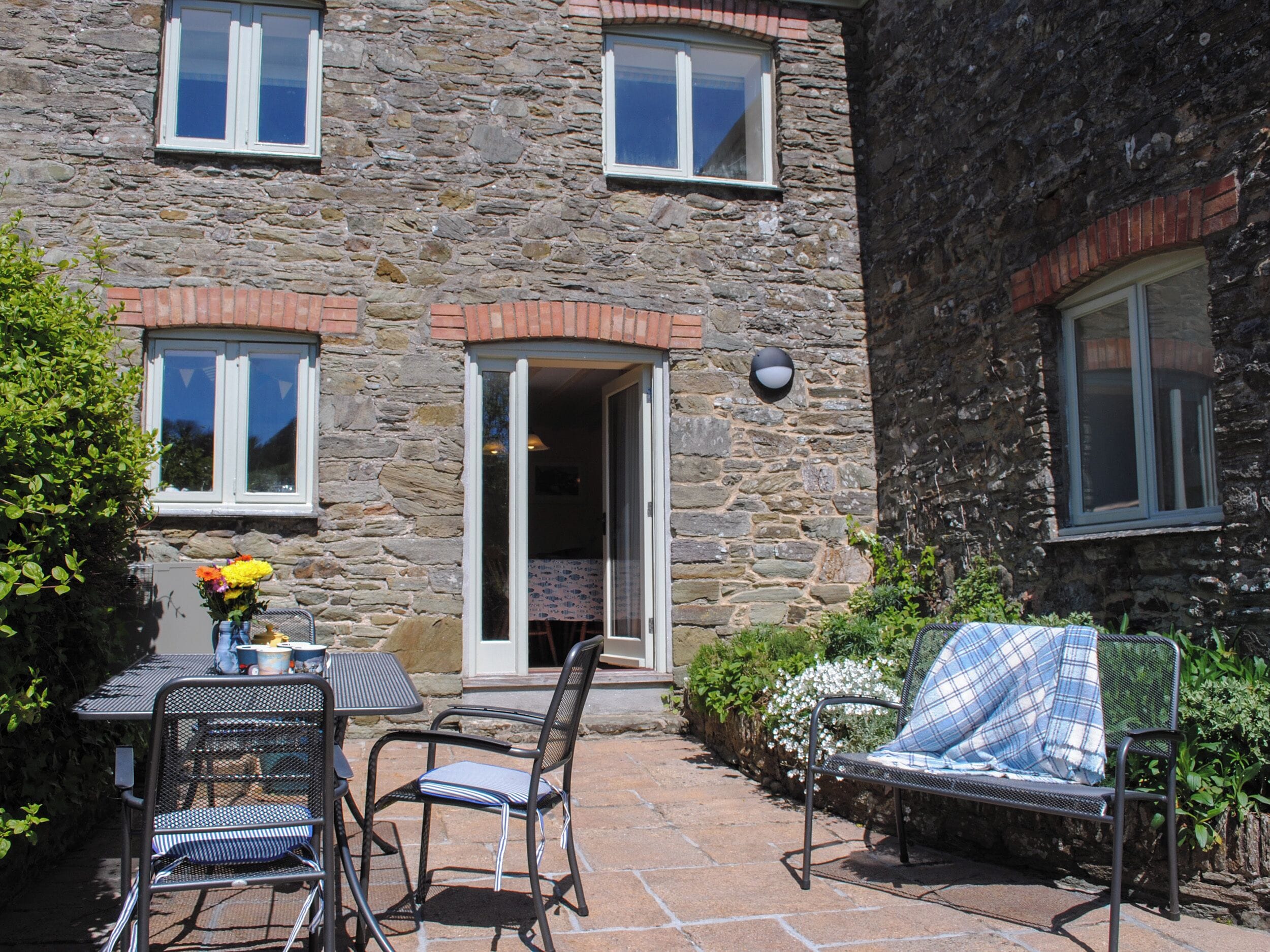 平房 | 室外用餐