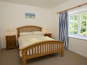 3 bedrooms, individually decorated, individually furnished, free WiFi